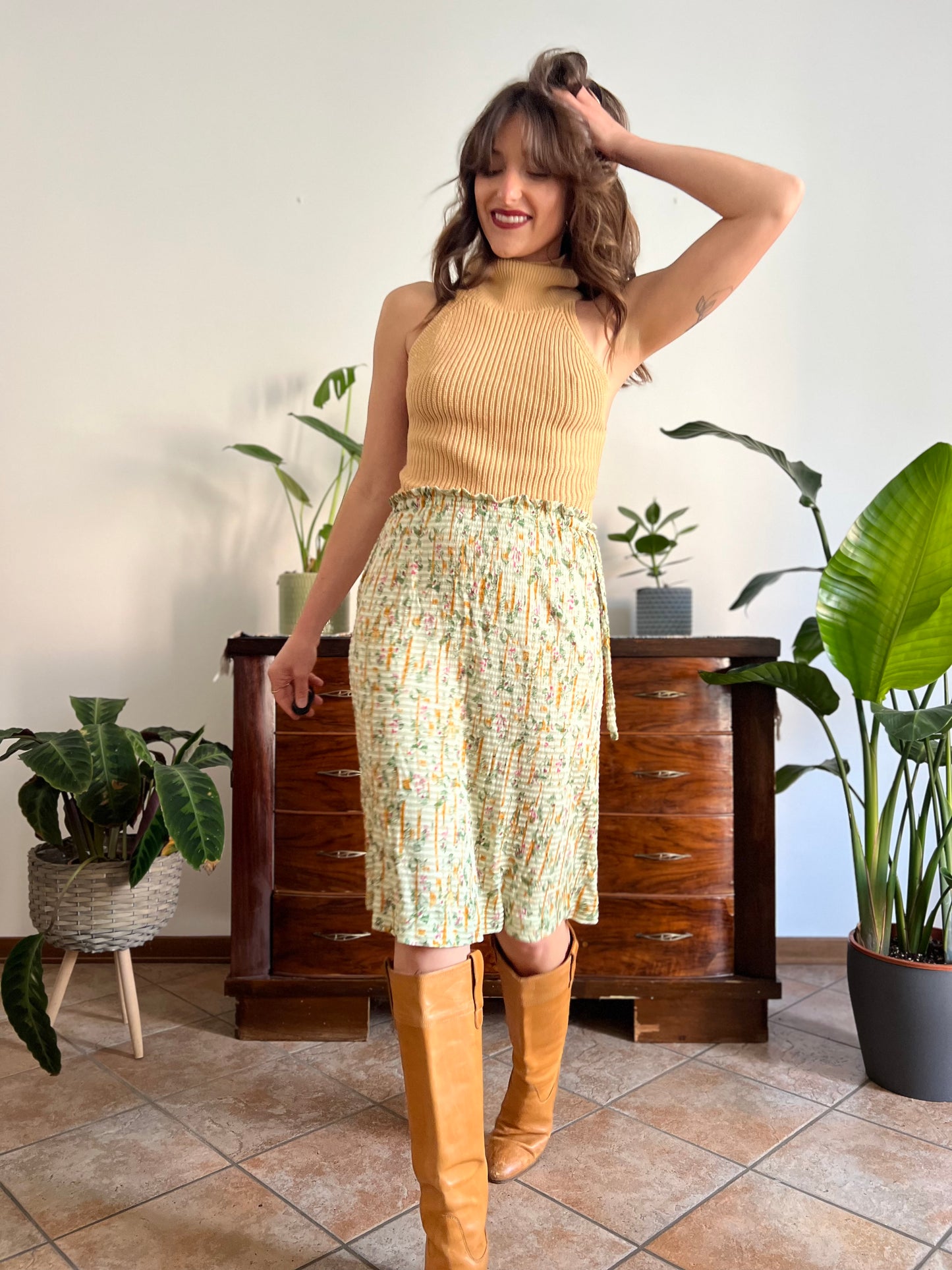 1970's vintage mint green knit floral midi skirt with pink and yellow floral pattern