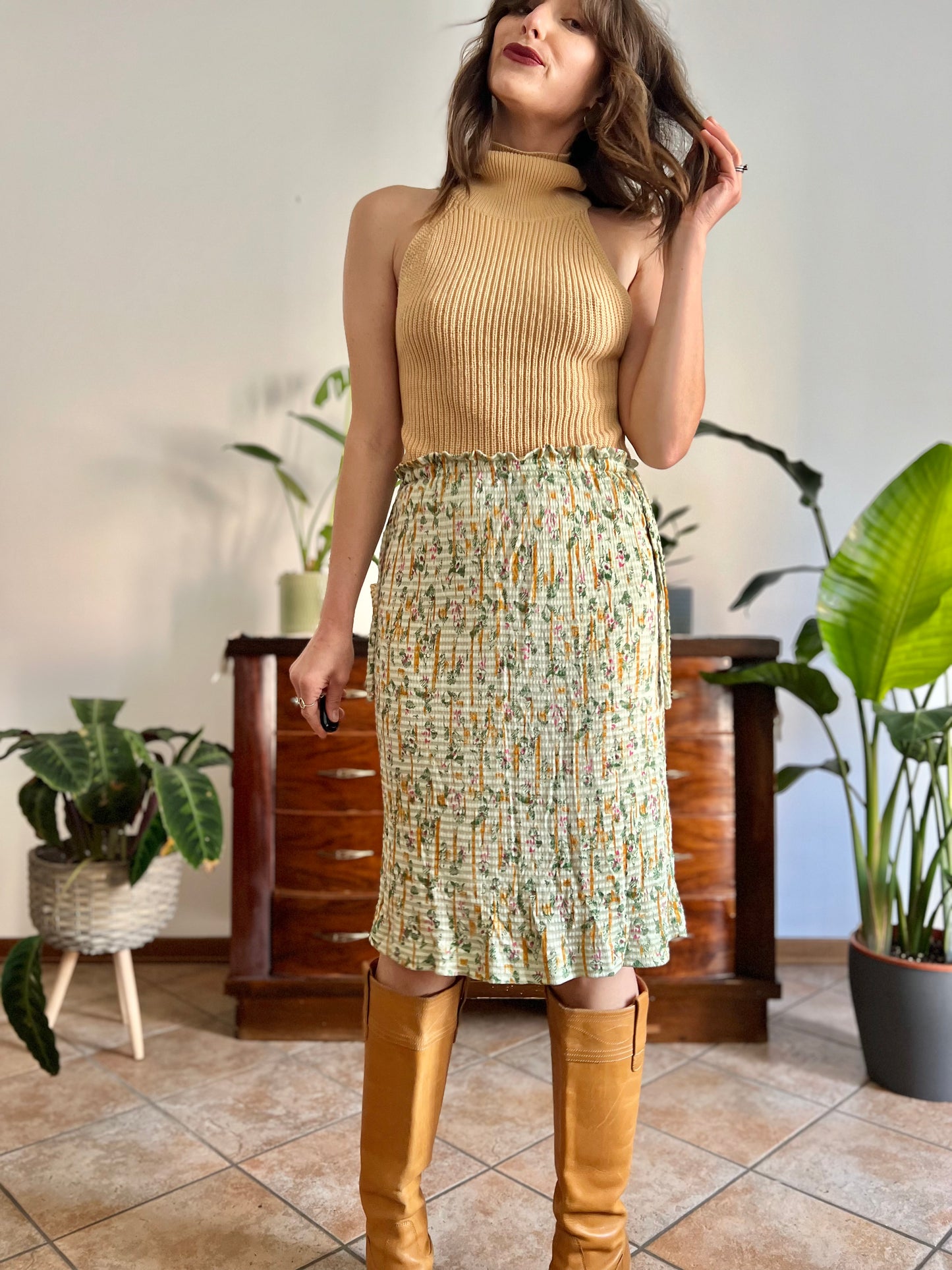 1970's vintage mint green knit floral midi skirt with pink and yellow floral pattern