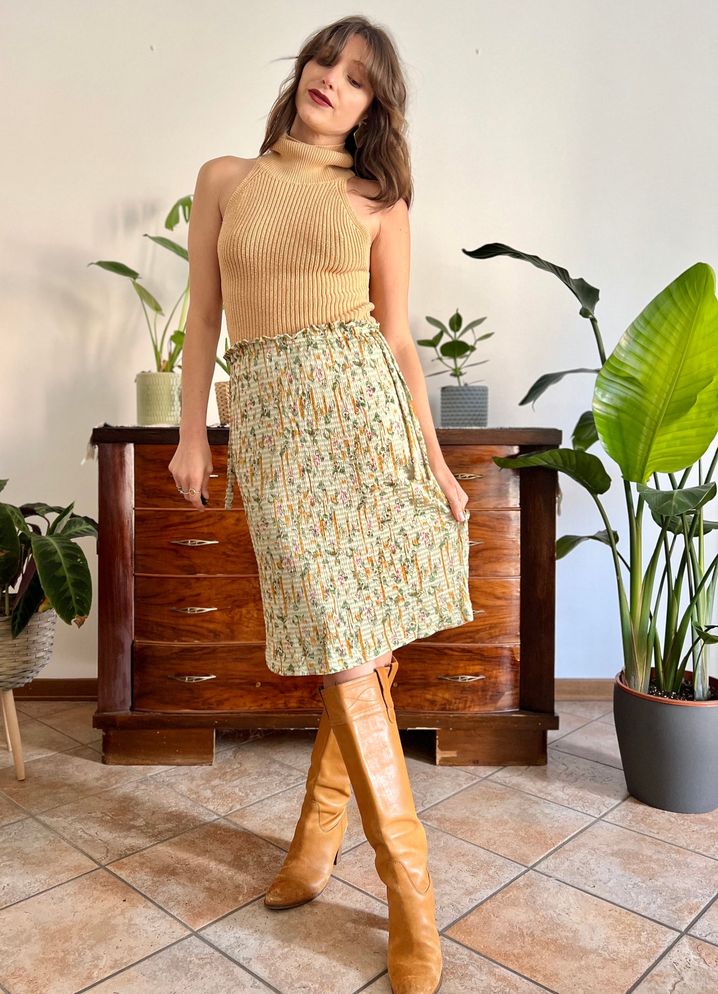 1970's vintage mint green knit floral midi skirt with pink and yellow floral pattern