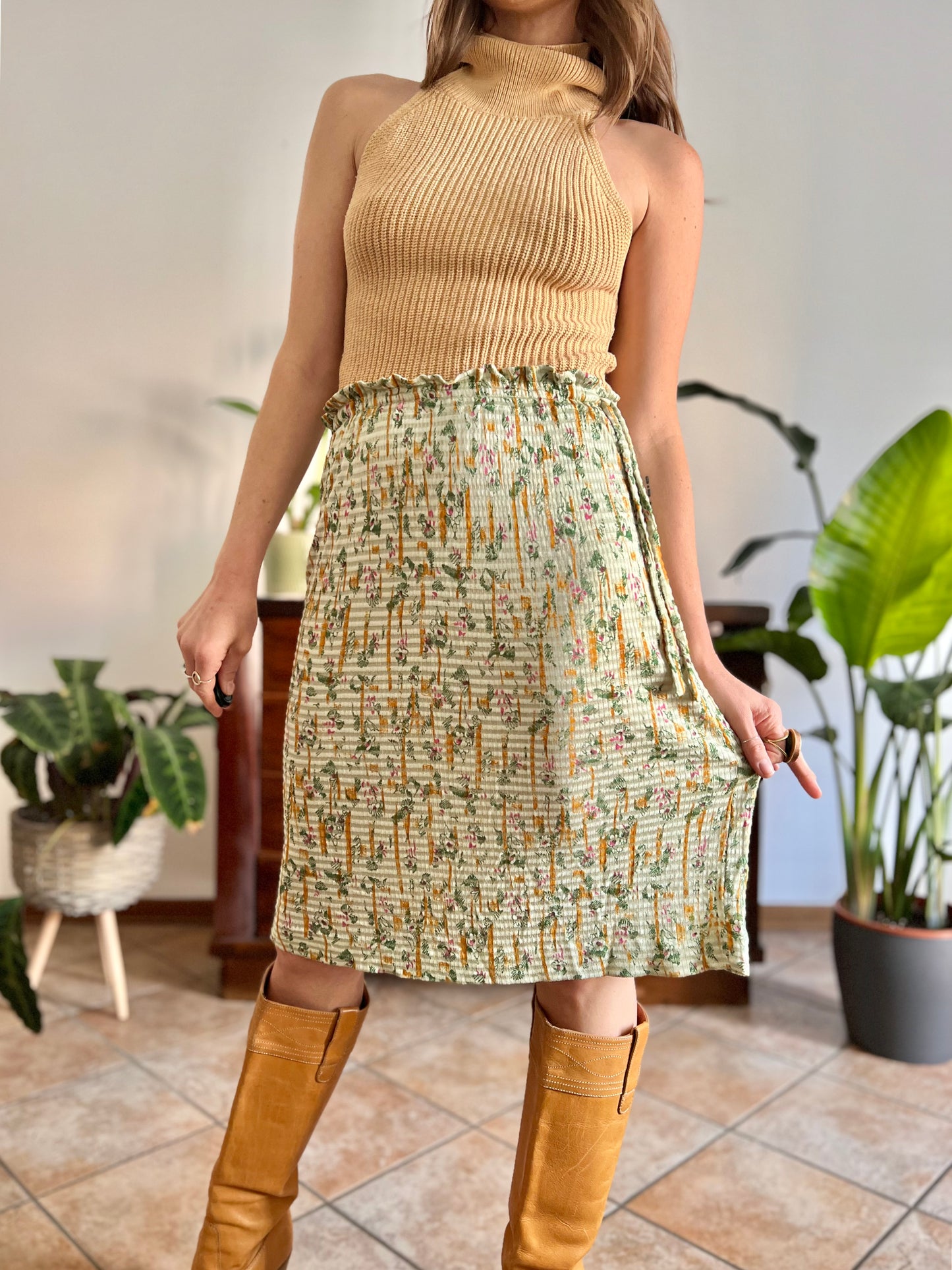 1970's vintage mint green knit floral midi skirt with pink and yellow floral pattern
