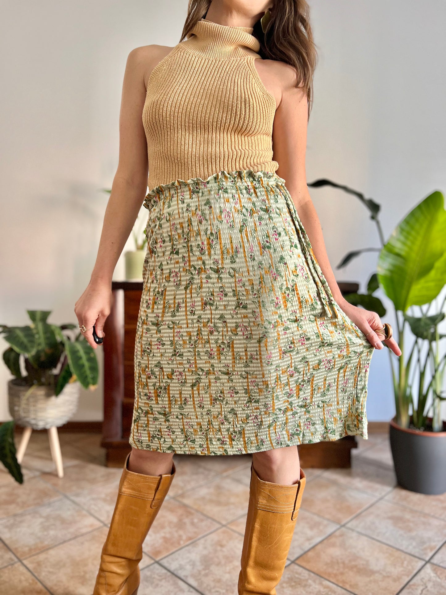 1970's vintage mint green knit floral midi skirt with pink and yellow floral pattern