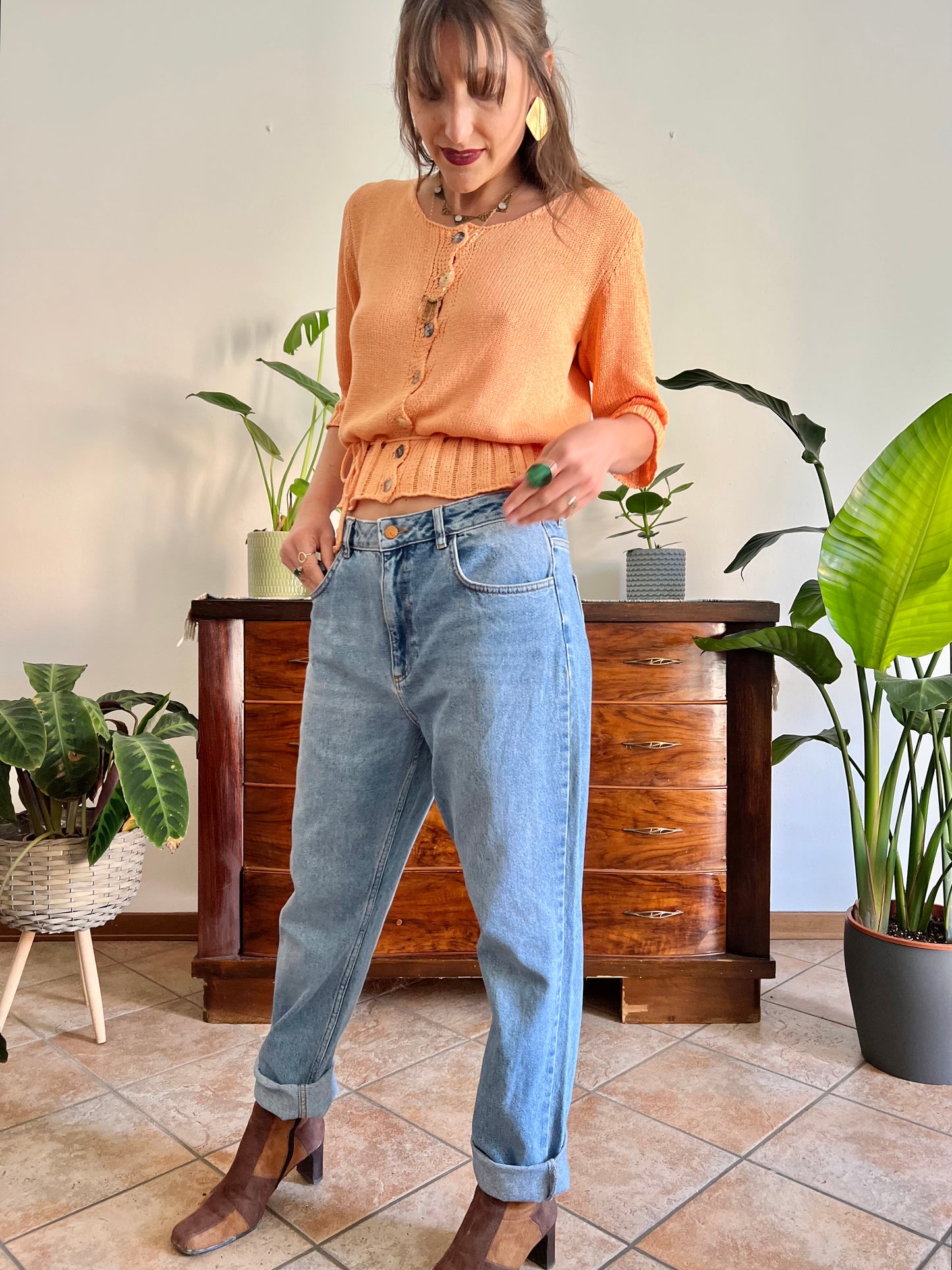 Light blue wash boyfriend fit jeans