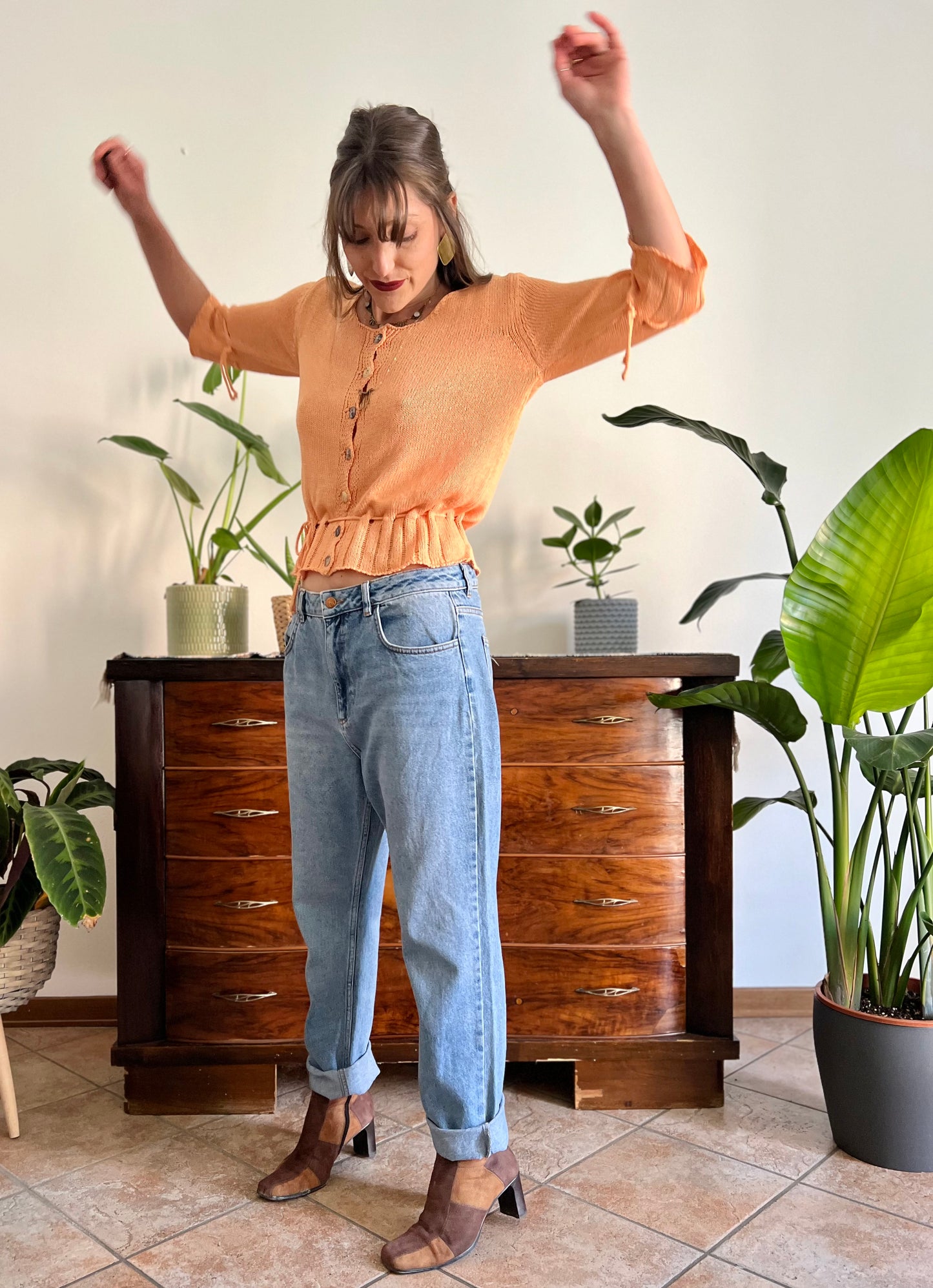 Light blue wash boyfriend fit jeans