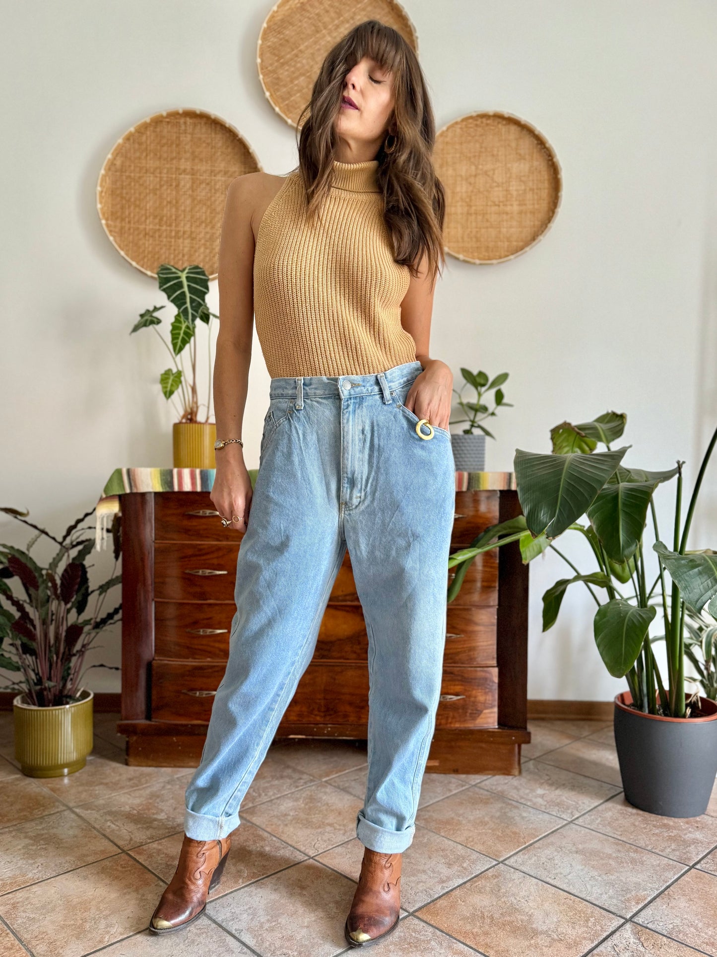 1990's vintage light wash high waisted jeans