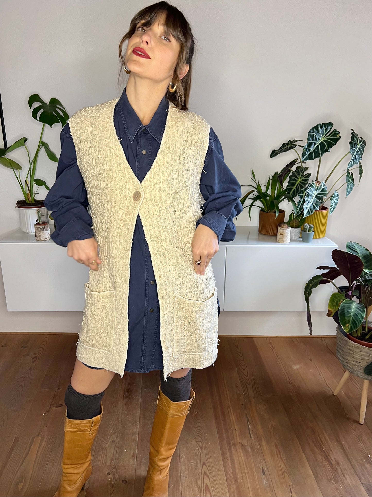 1970's vintage oversize textured knit cream vest with mother of pearl button