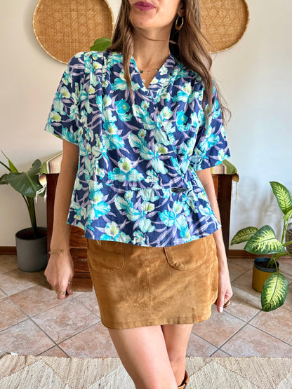 1970’s vintage turquoise, blue and lilac floral print blouse with mother of pearl broach closure