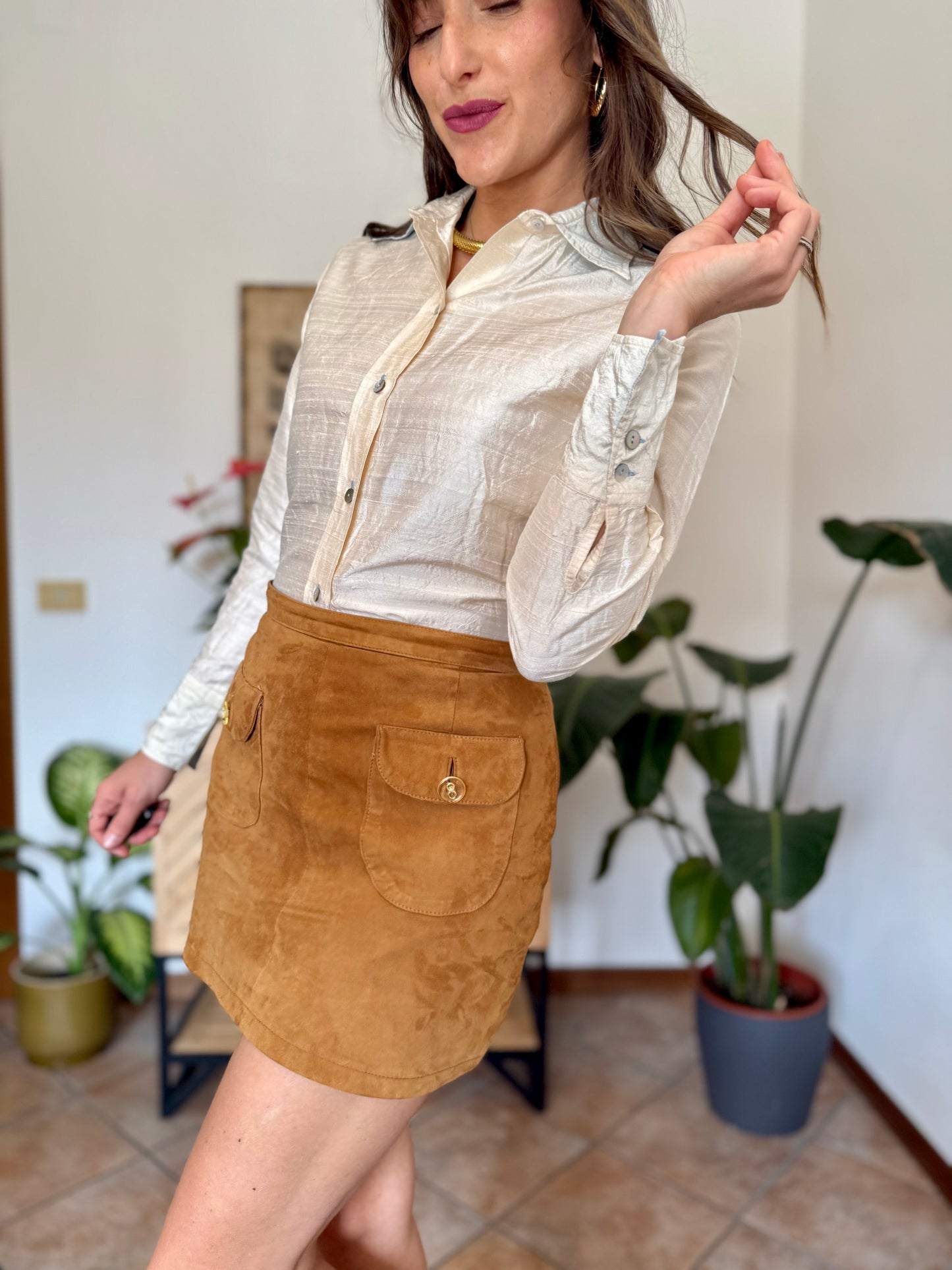 1990’s vintage cream raw silk textured blouse with mother of pearl buttons