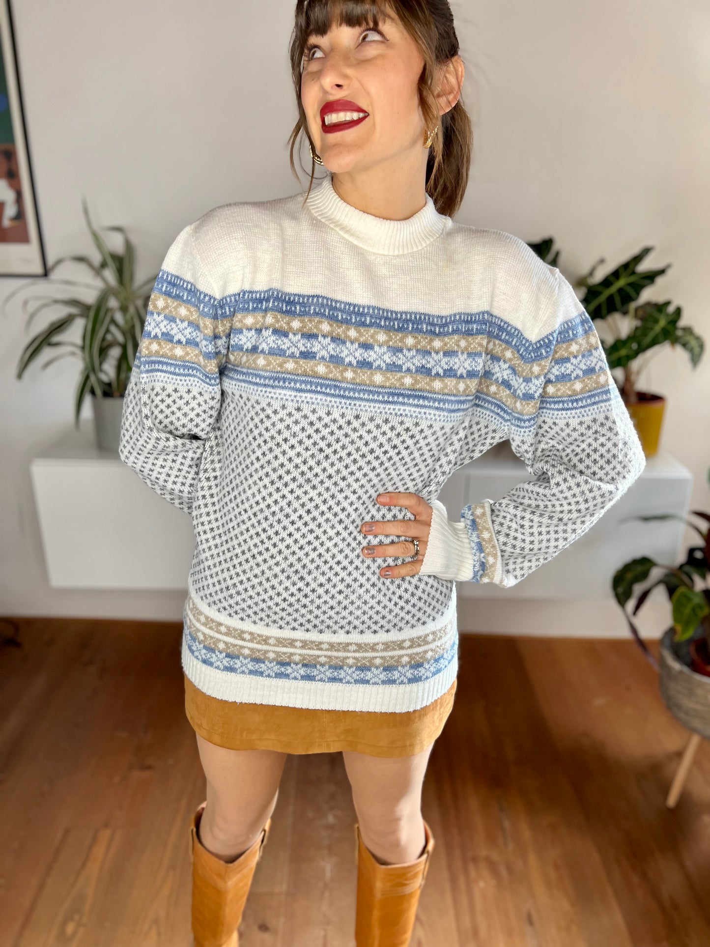 1970's vintage cream and blue fair isle knit pullover