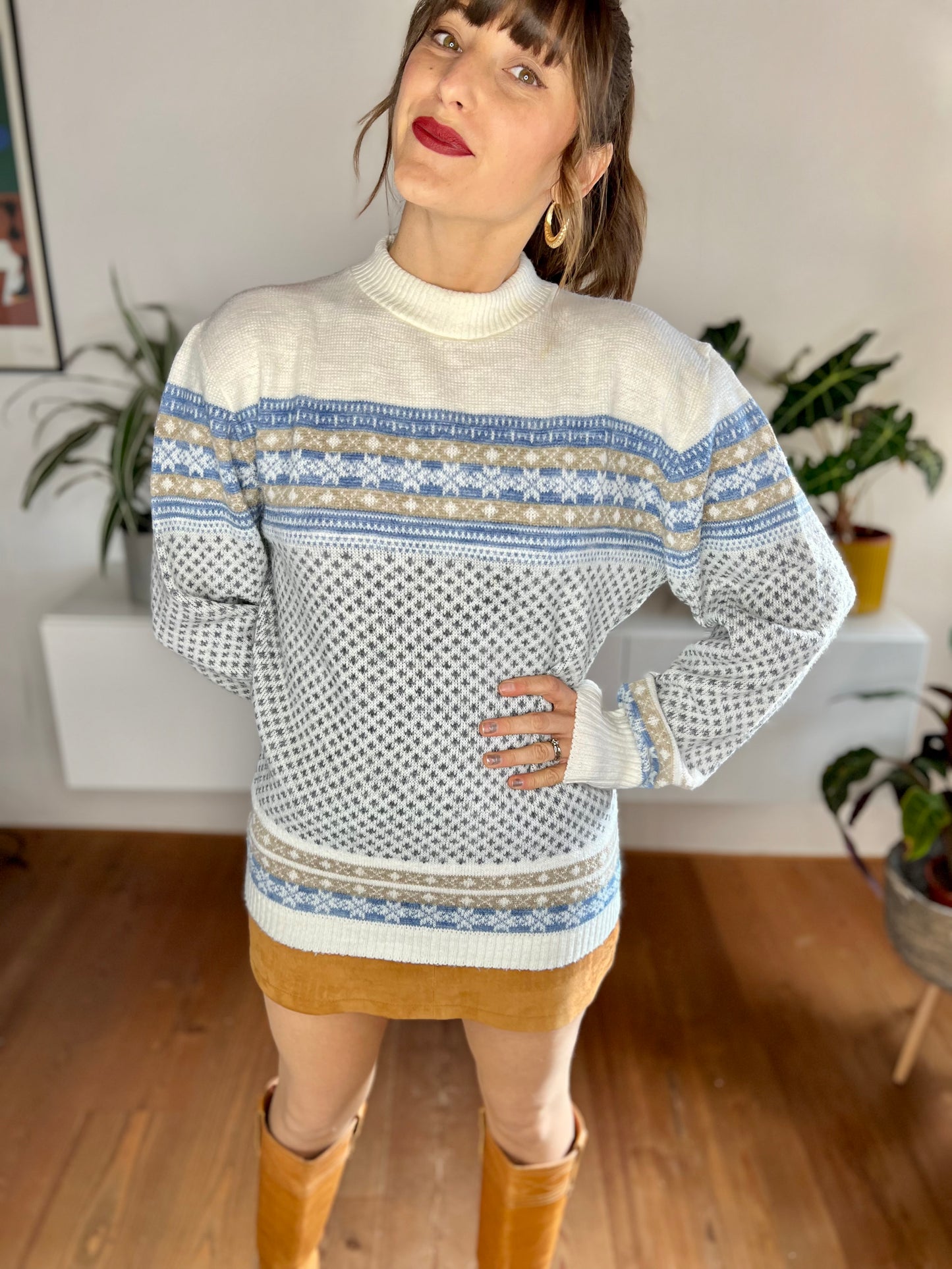 1970's vintage cream and blue fair isle knit pullover