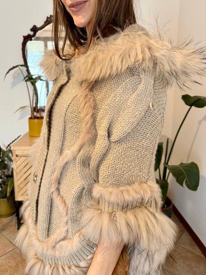 1970's vintage beige knit mohair poncho with fur trimming