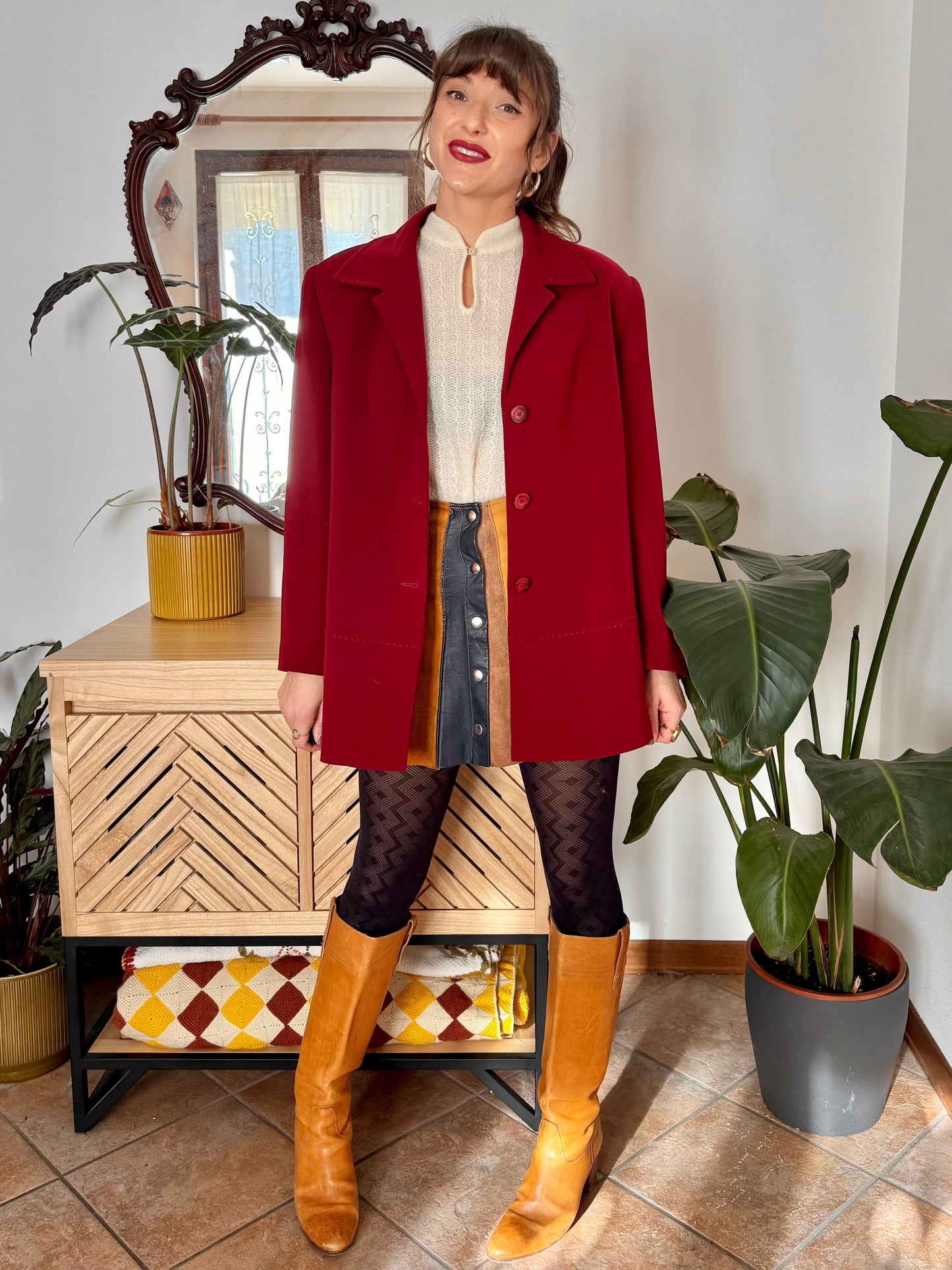 1970’s vintage oversize dark cherry red blazer with stitched detailing