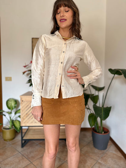 1990’s vintage cream raw silk textured blouse with mother of pearl buttons