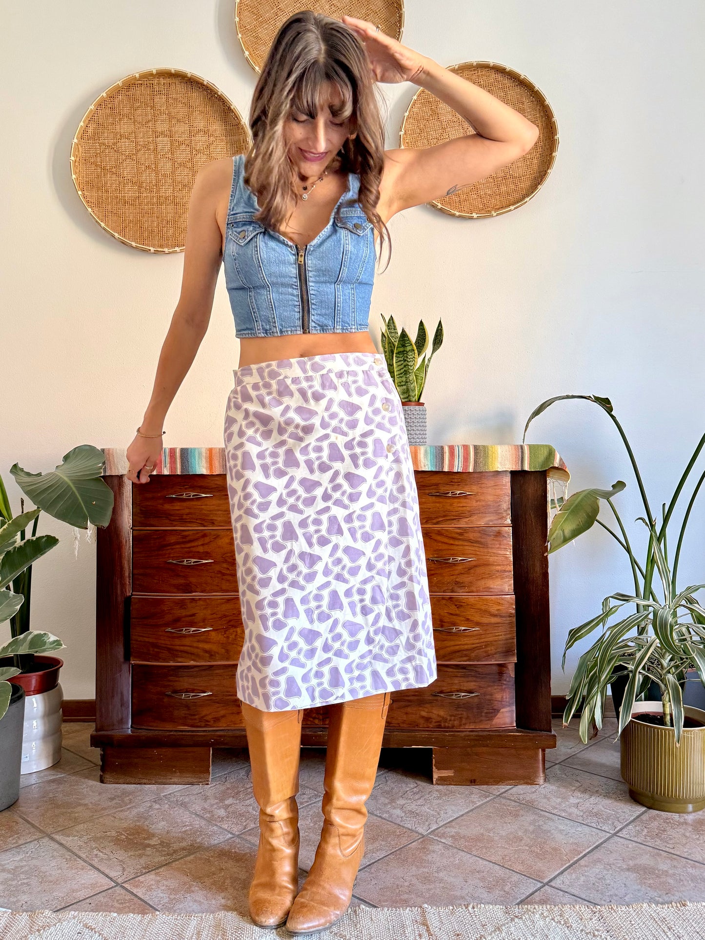 1970's vintage lilac and cream raw silk animal printed midi skirt