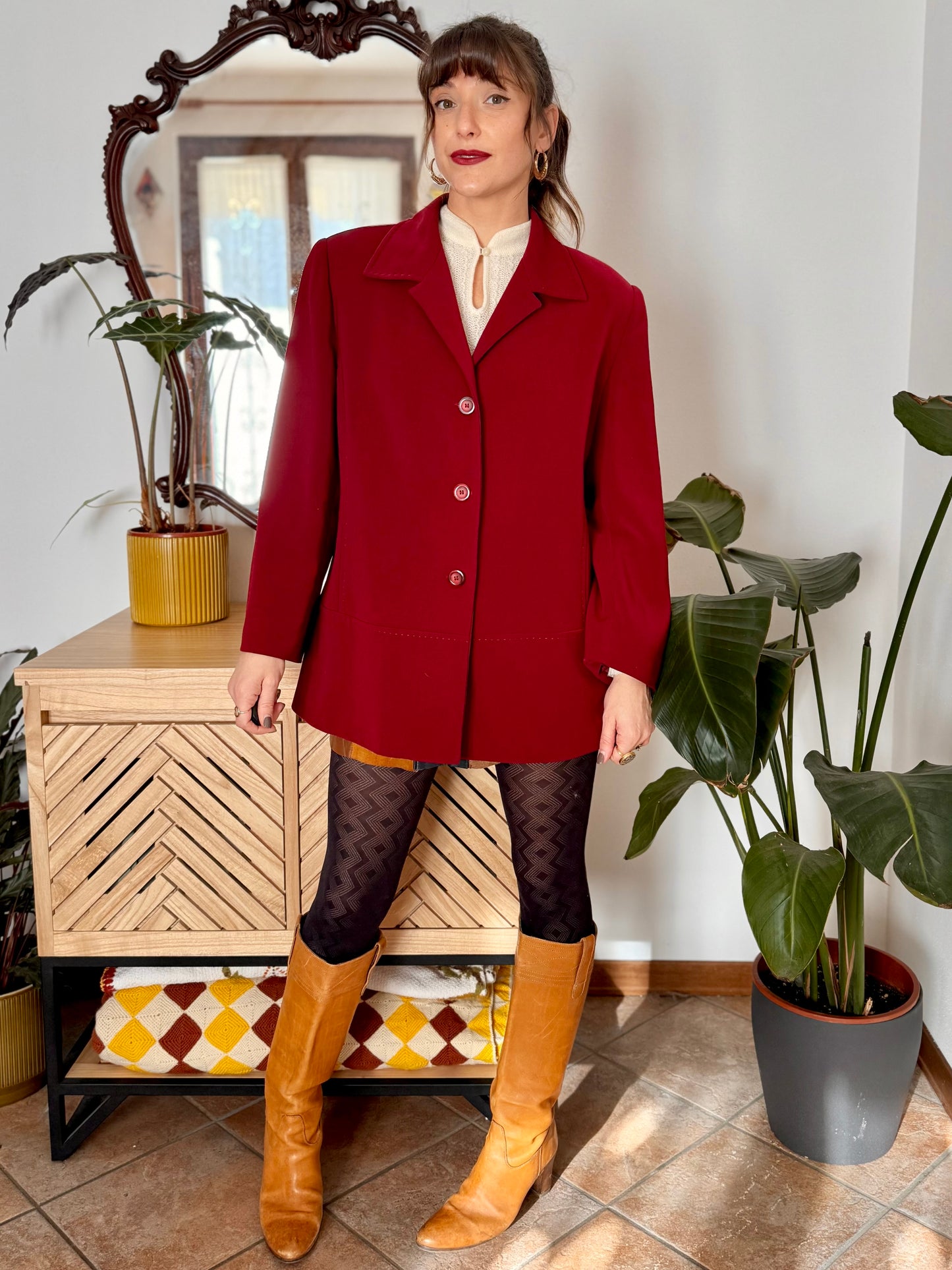 1970’s vintage oversize dark cherry red blazer with stitched detailing