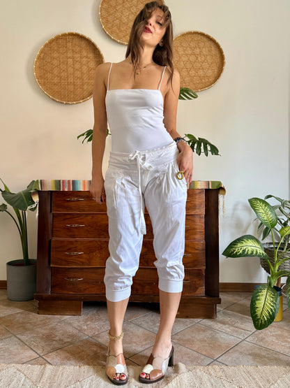 Y2K vintage white cotton low waisted capri pants
