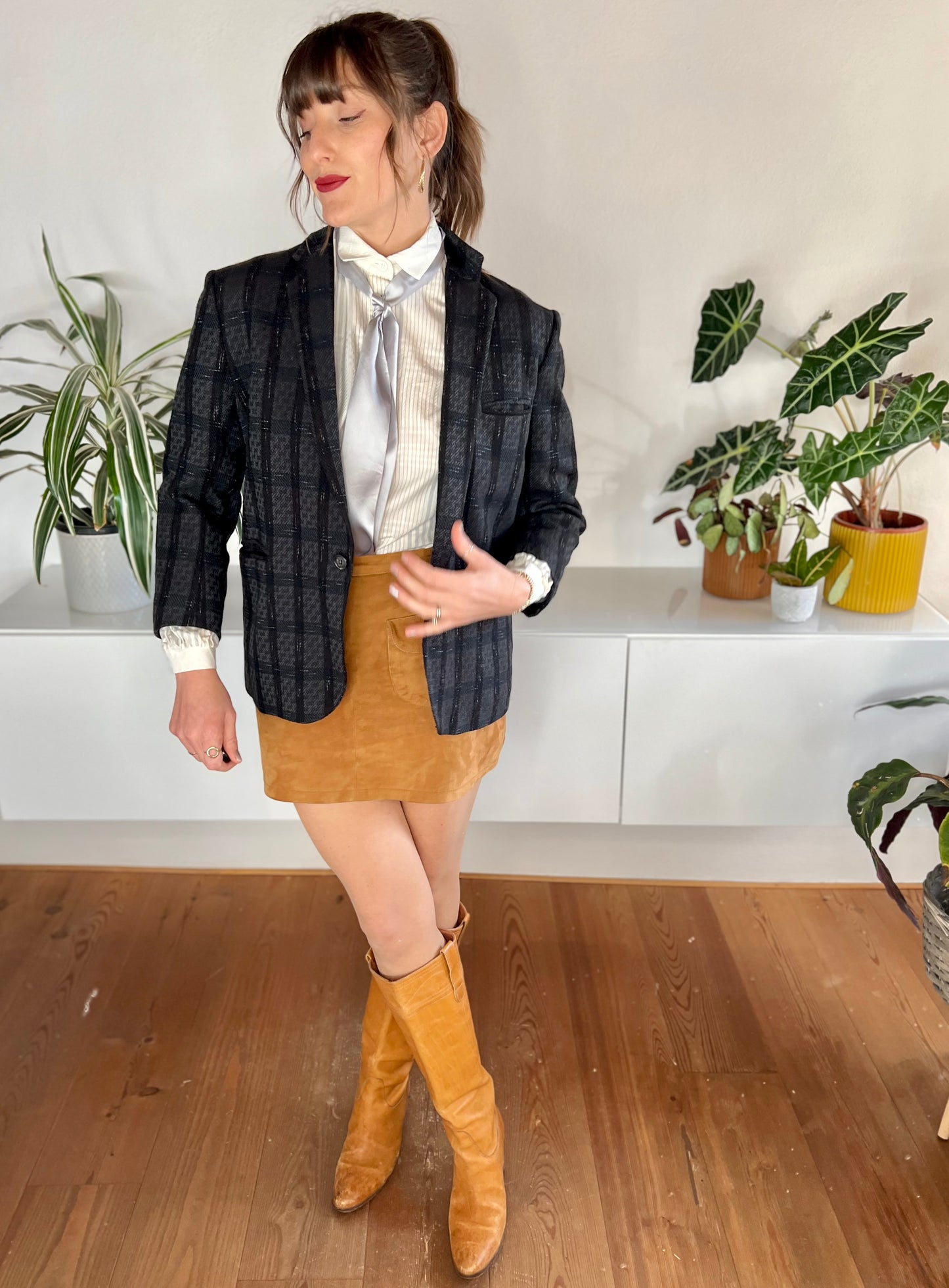 1970's black and blue tailored wool plaid blazer