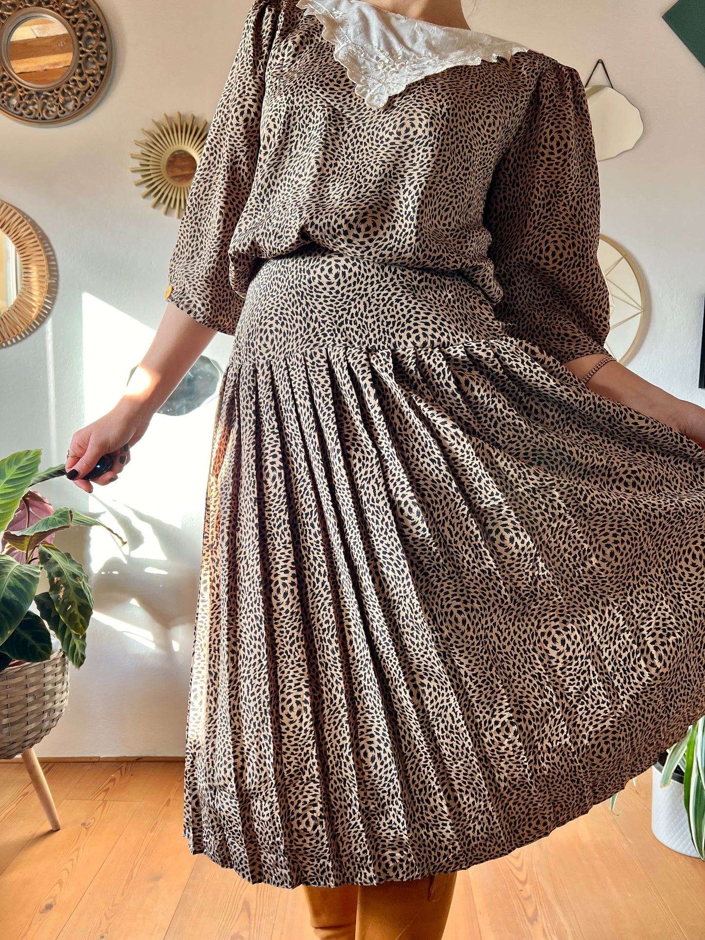 1970's vintage leopard print drop waist midi dress with embroidered handkerchief collar