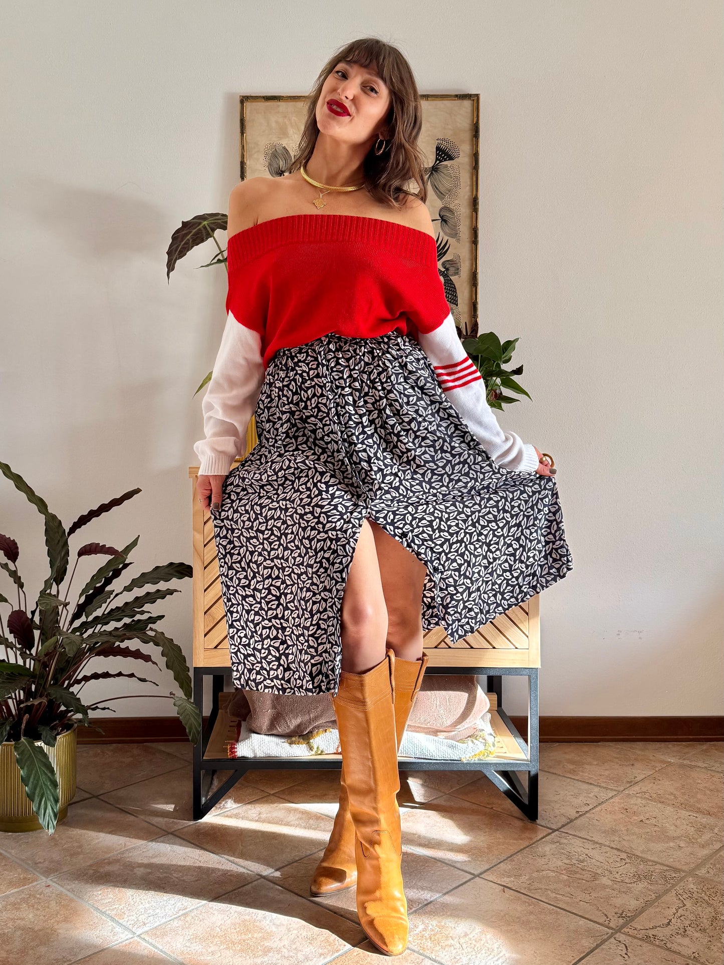1970’s vintage navy blue and white silk blend midi skirt with hat print