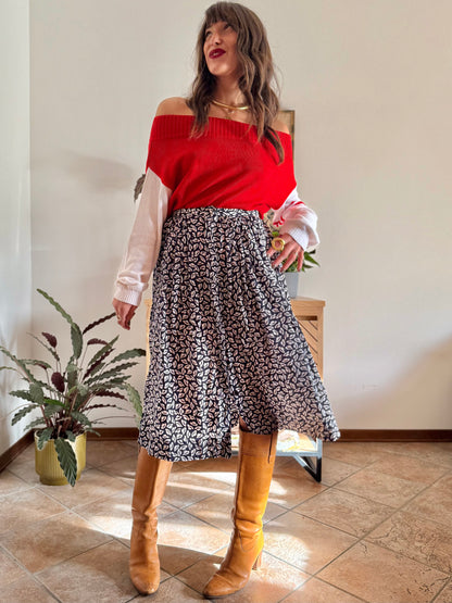 1970’s vintage navy blue and white silk blend midi skirt with hat print