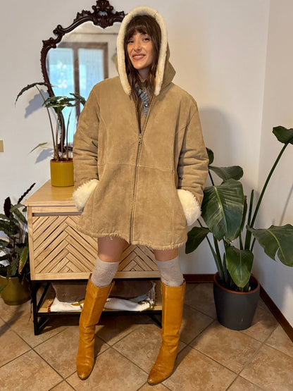 1990’s vintage beige suede leather coat with faux fur lining