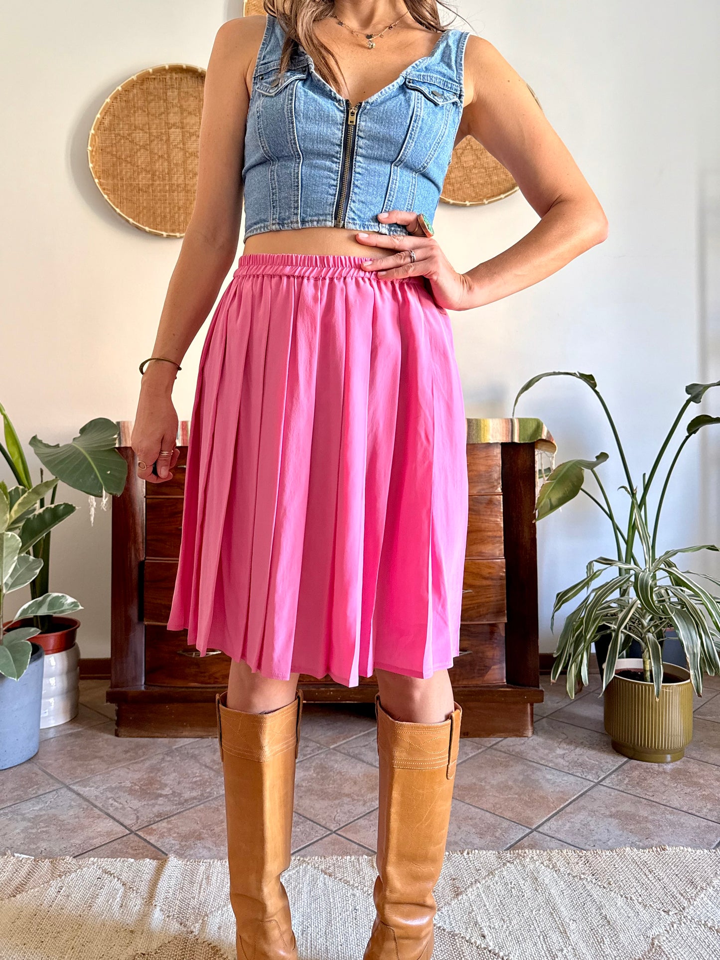1970’s vintage pink silk pleated skirt