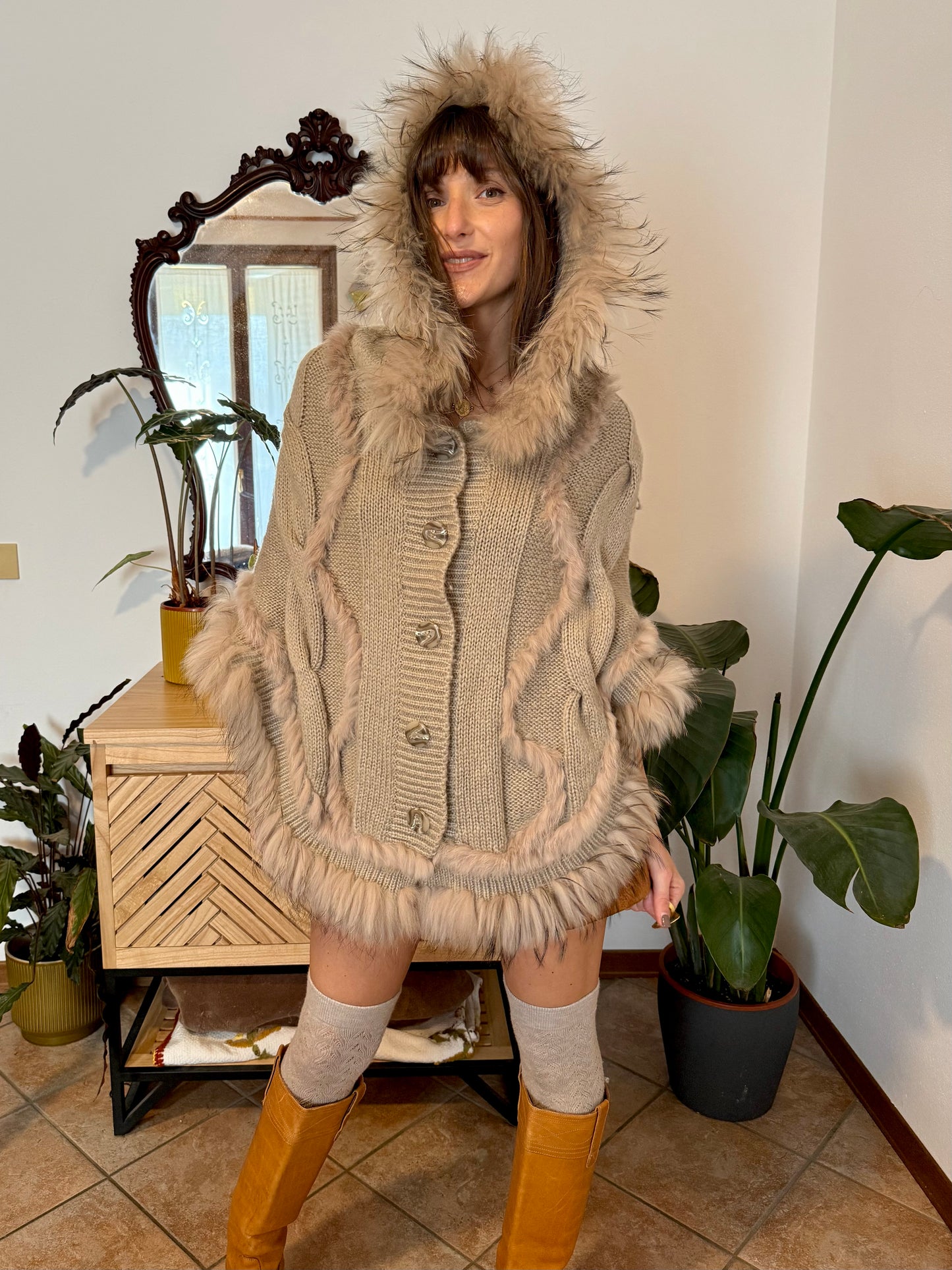 1970's vintage beige knit mohair poncho with fur trimming