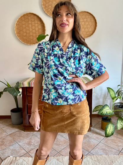 1970’s vintage turquoise, blue and lilac floral print blouse with mother of pearl broach closure