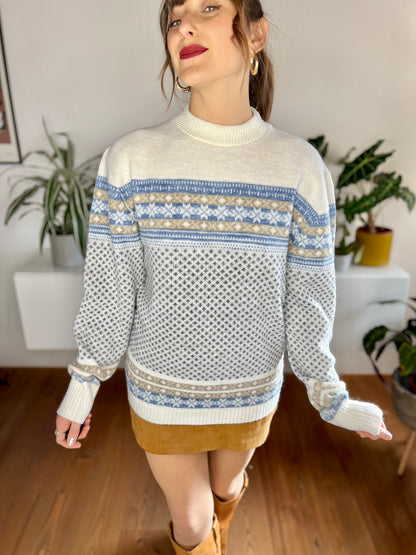 1970's vintage cream and blue fair isle knit pullover