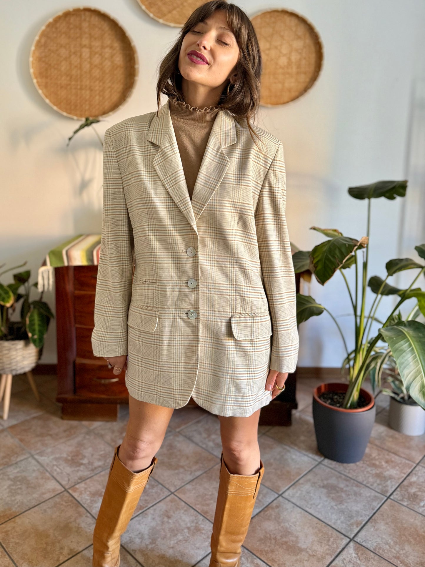 1970’s vintage wool cream, grey and tan plaid wool blazer with oversize mother of pearl buttons