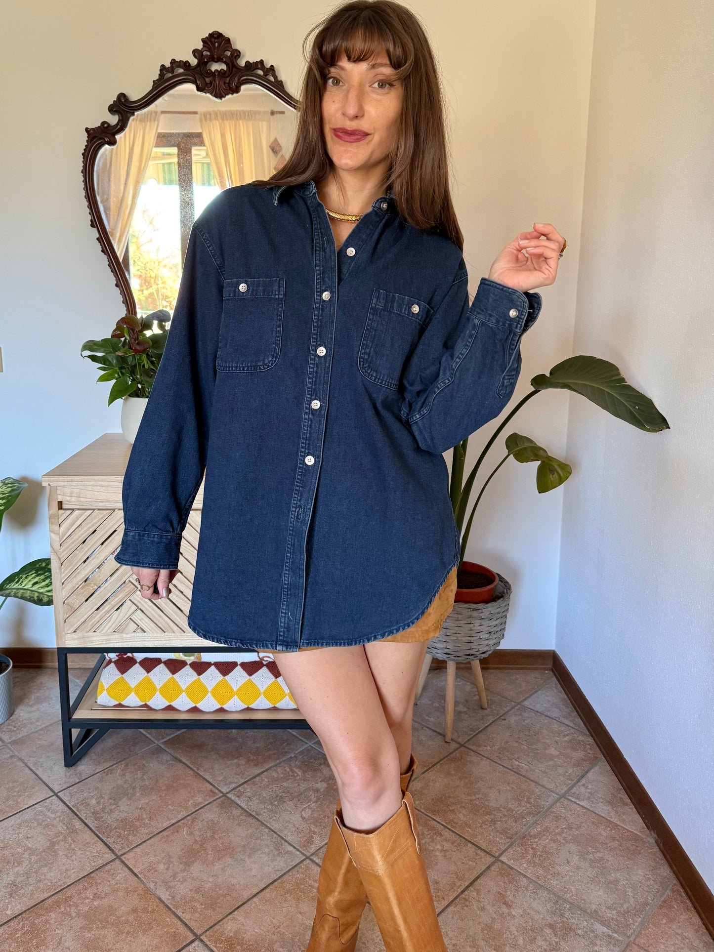 1990’s vintage thick dark denim shirt with metallic buttons