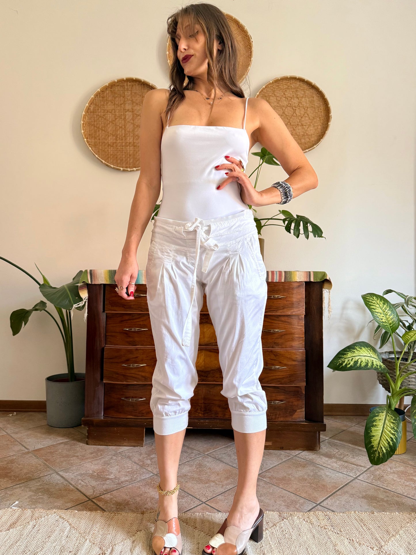 Y2K vintage white cotton low waisted capri pants