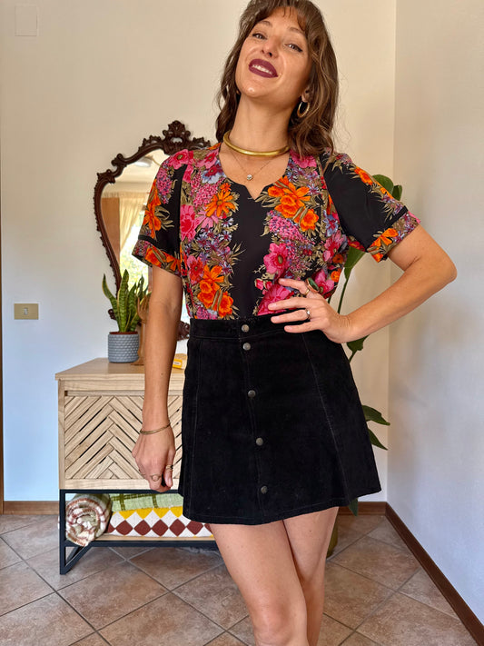 1970’s vintage black sweetheart buck blouse with multicolor floral print