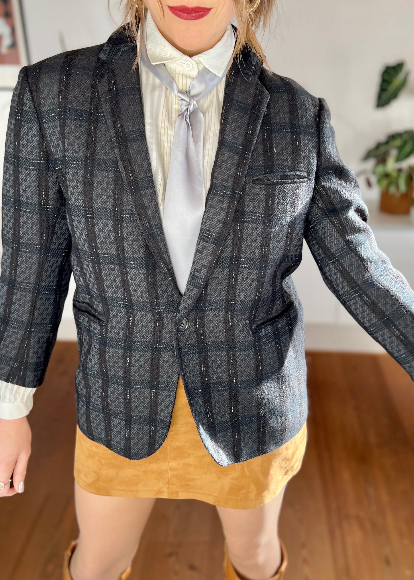 1970's black and blue tailored wool plaid blazer