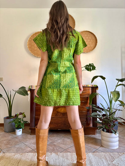 1970’s vintage mutitonal green hand block printed mini dress
