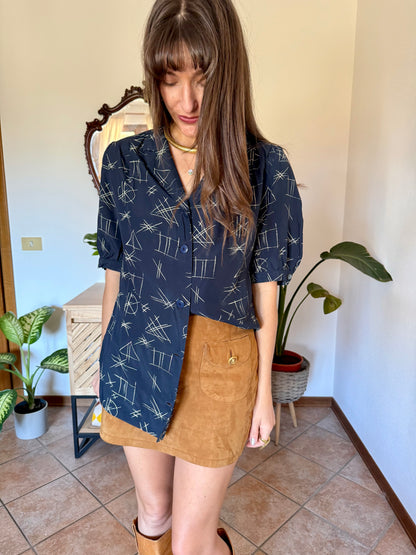 1970’s vintage navy blouse with cream abstract geometric brush stroke print