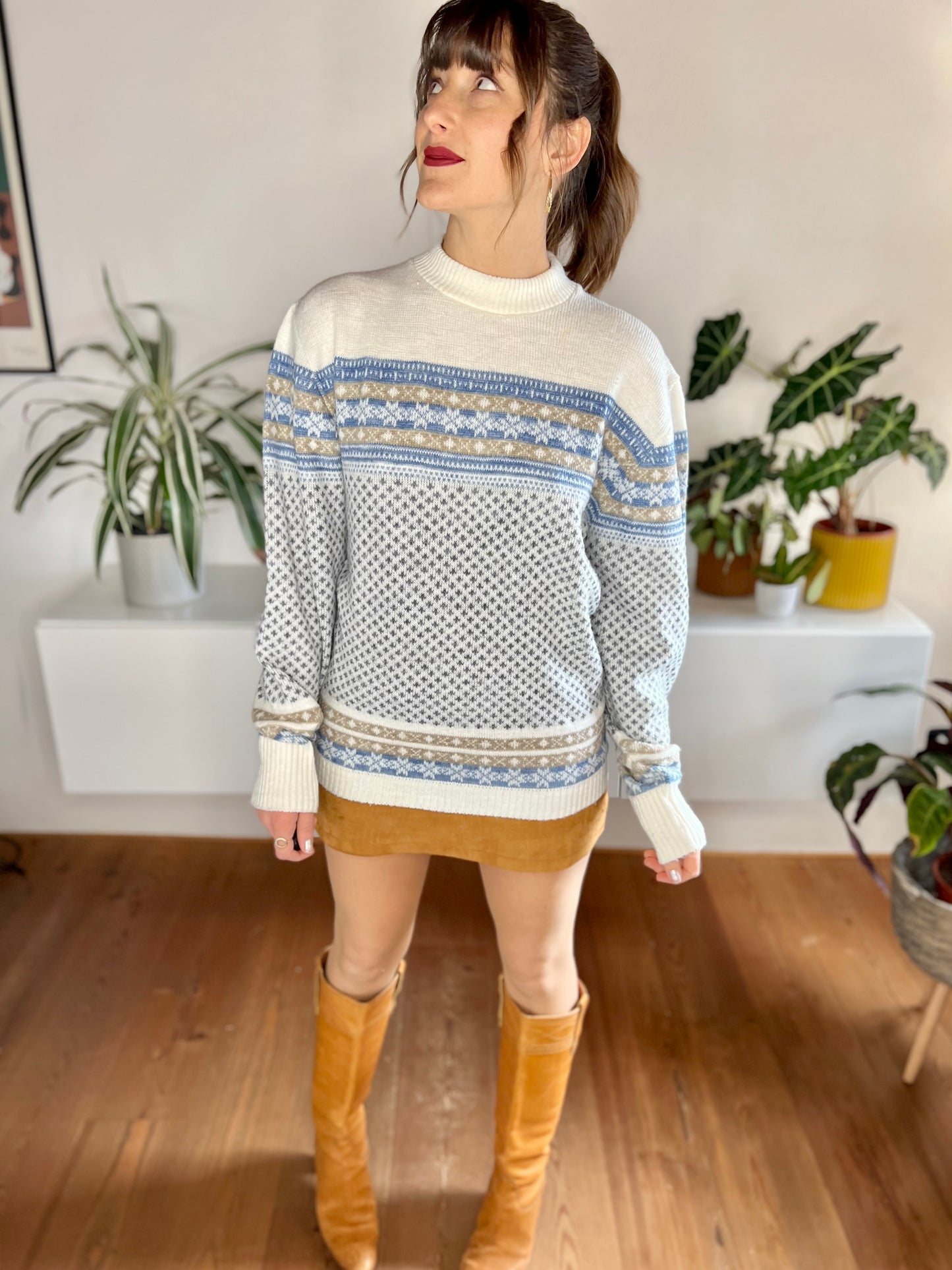 1970's vintage cream and blue fair isle knit pullover