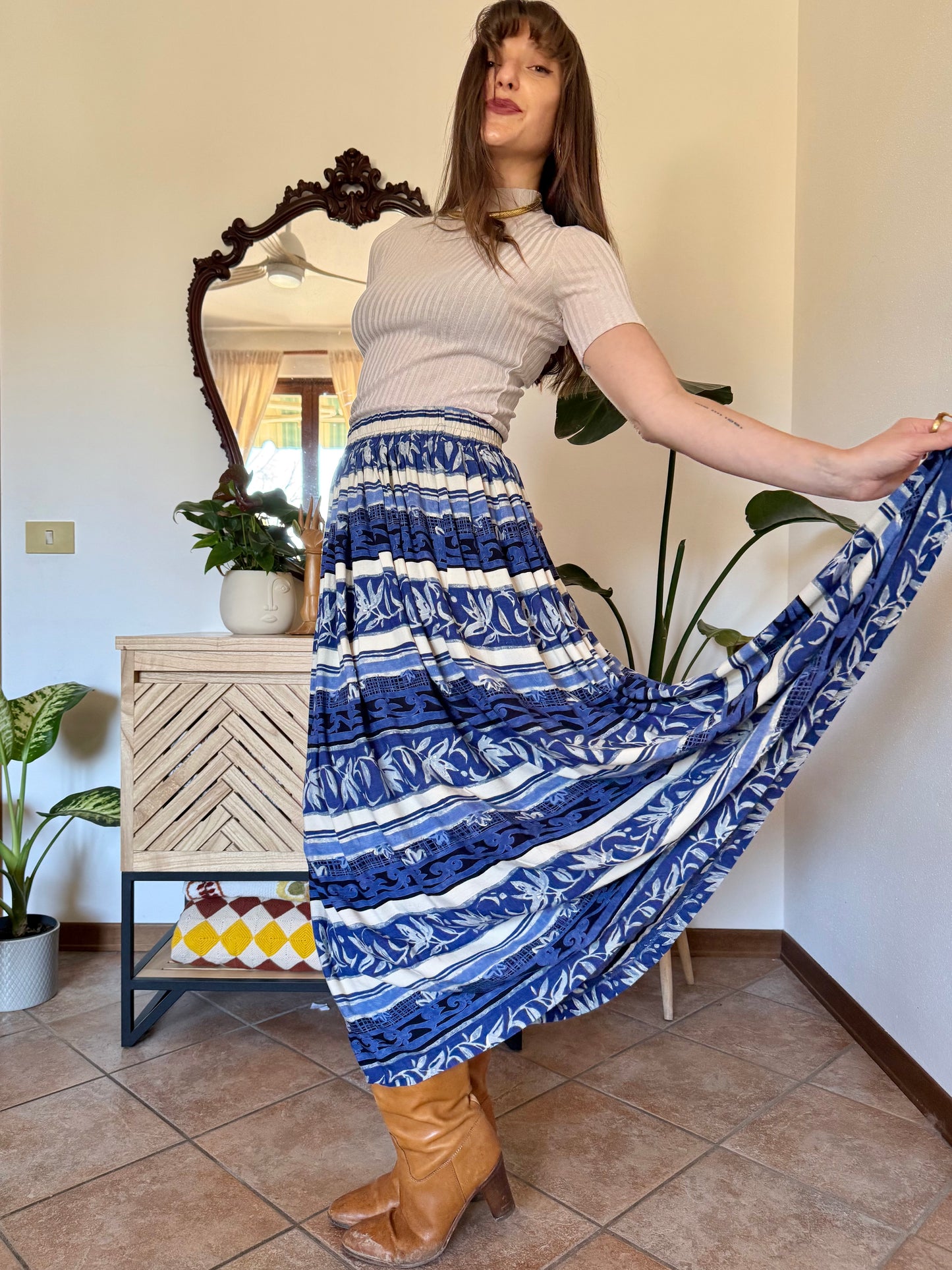 1990’s vintage blue and cream floral stripped maxi skirt