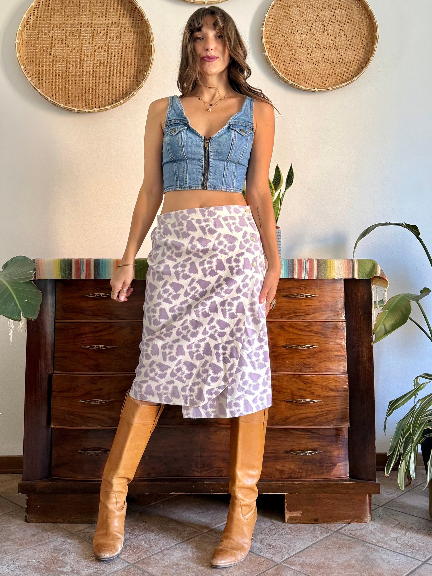 1970's vintage lilac and cream raw silk animal printed midi skirt