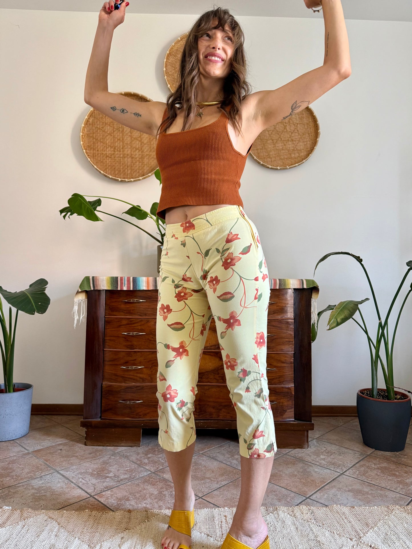 1990's vintage yellow and orange floral capri pants