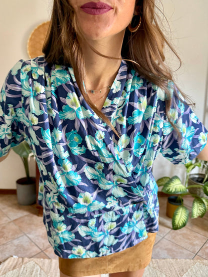 1970’s vintage turquoise, blue and lilac floral print blouse with mother of pearl broach closure