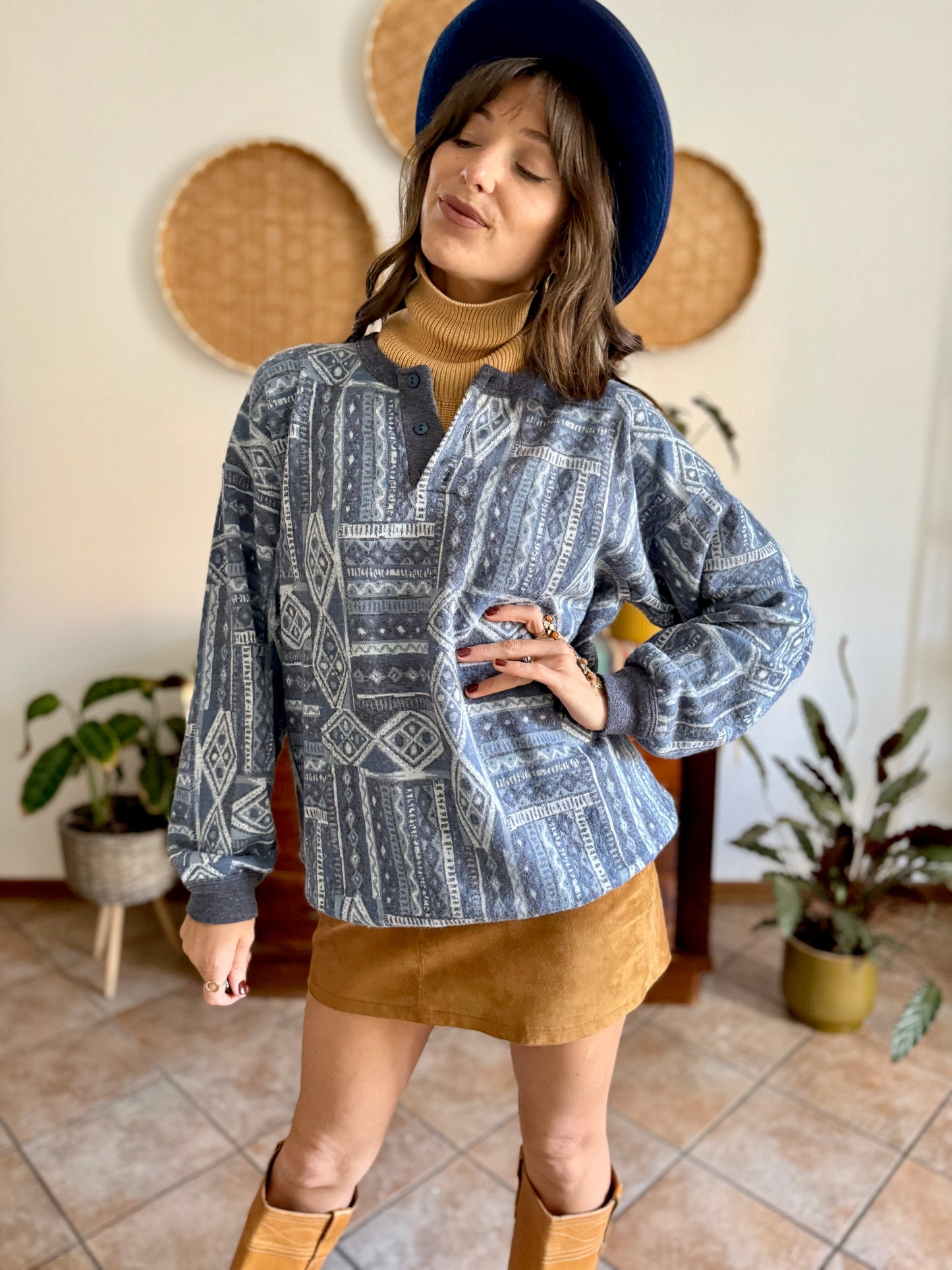 1980's vintage multi tonal blue geometric knit sweatshirt