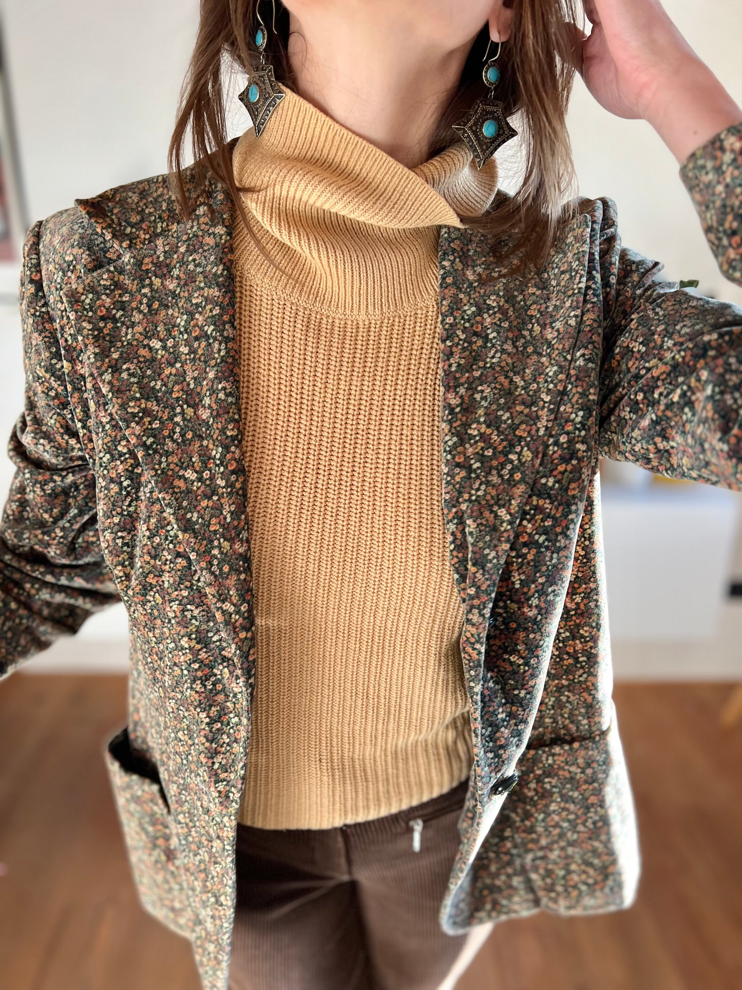 1970's vintage khaki velvet blazer with pink and cream floral print