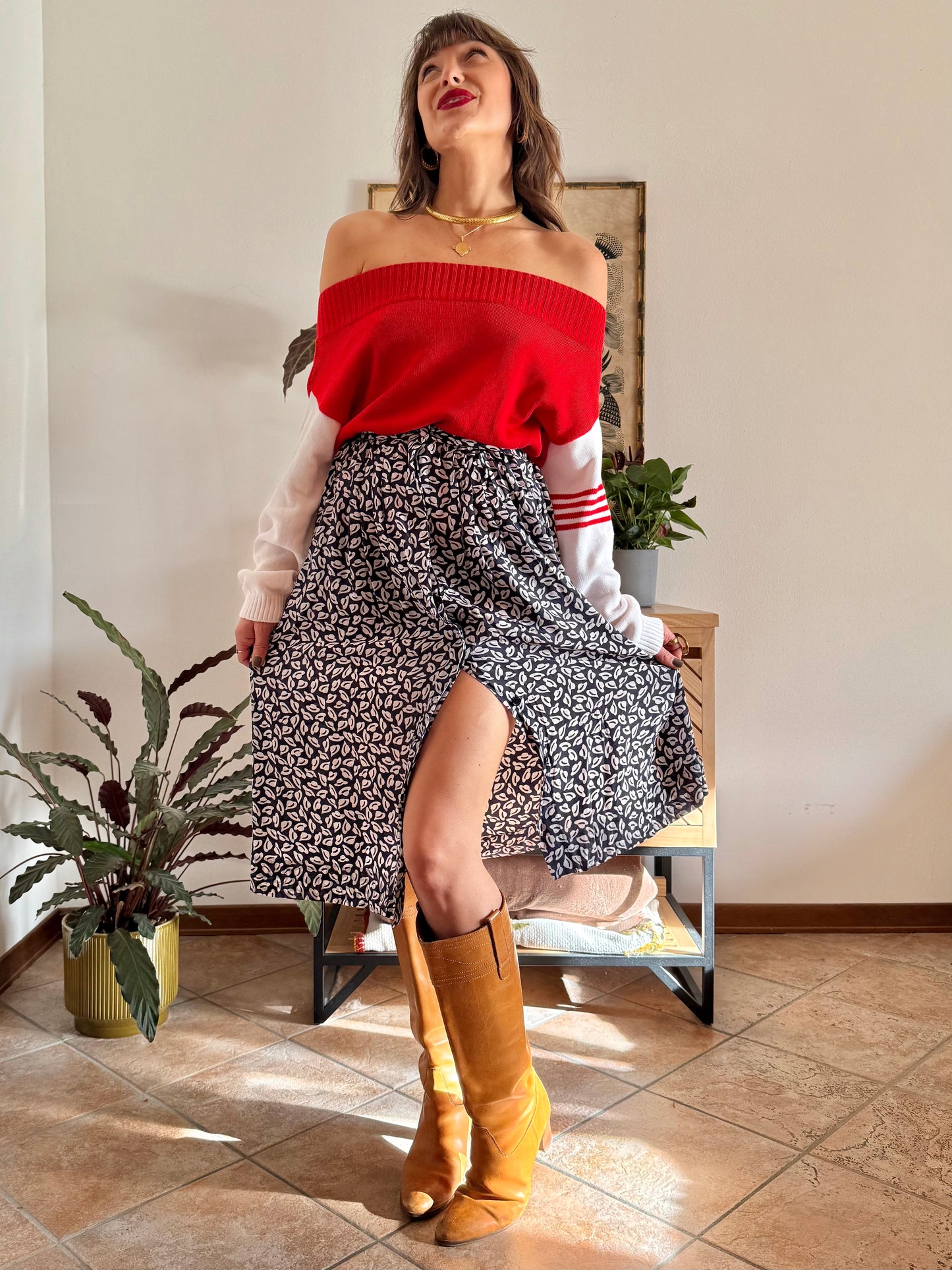 1970’s vintage navy blue and white silk blend midi skirt with hat print