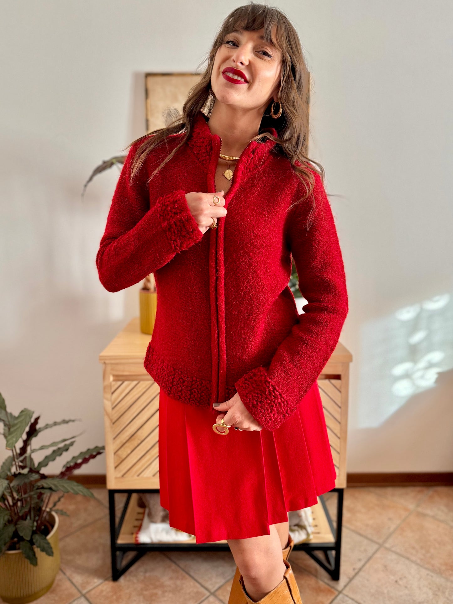 1990’s vintage textured cherry red knit zip up cardigan