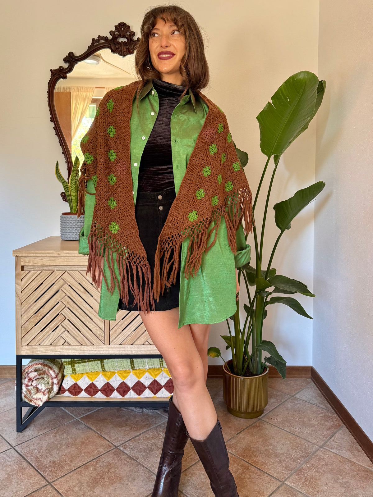 1970’s vintage chocolate brown and green knit shawl with fringe trim