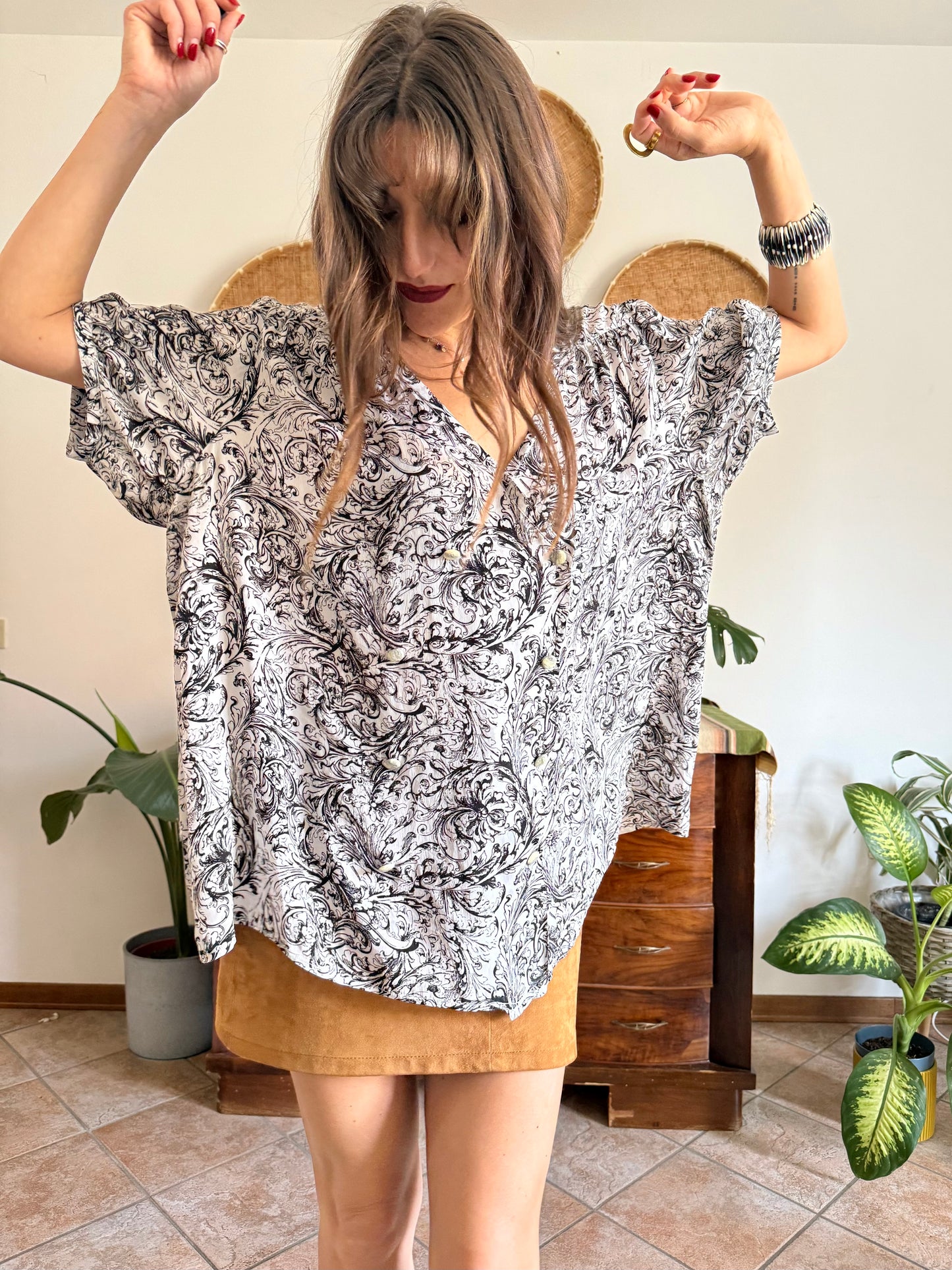 1970’s vintage black and light grey oversize paisley blouse