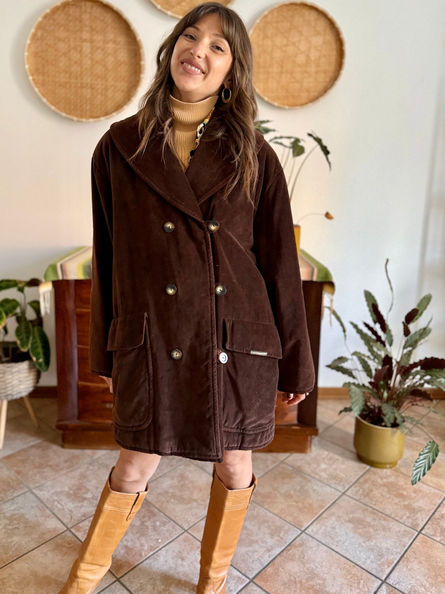 1970's vintage chocolate brown velvet peacoat