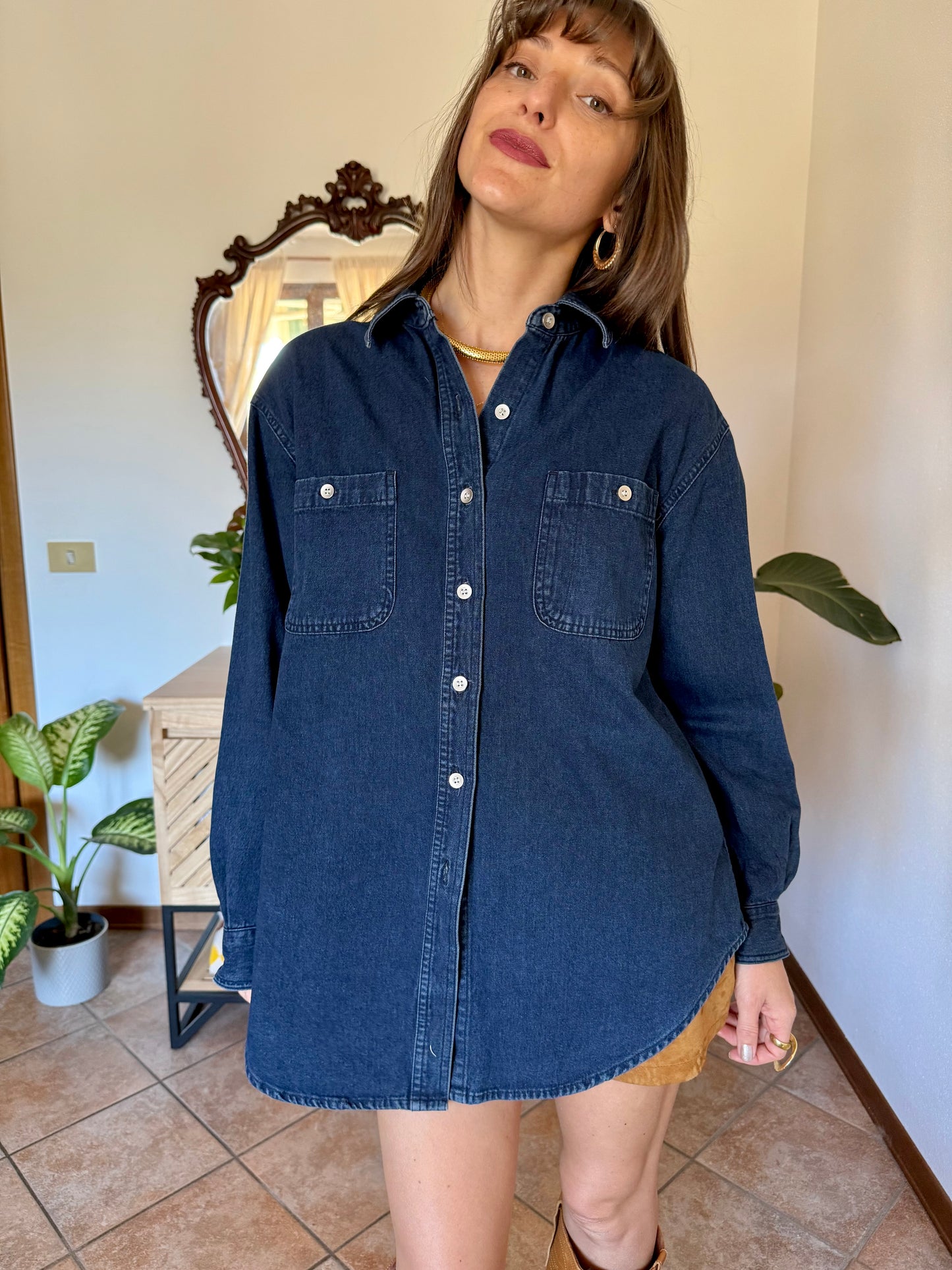 1990’s vintage thick dark denim shirt with metallic buttons