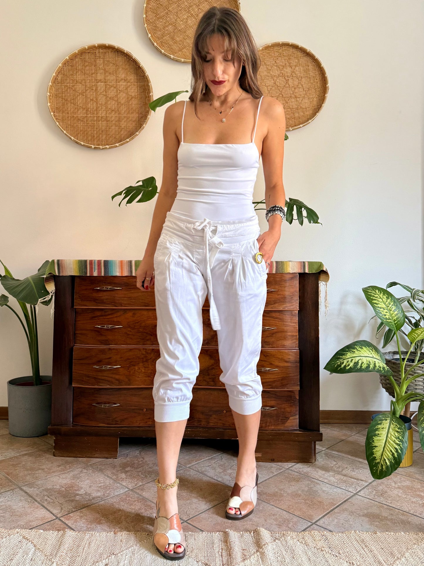 Y2K vintage white cotton low waisted capri pants