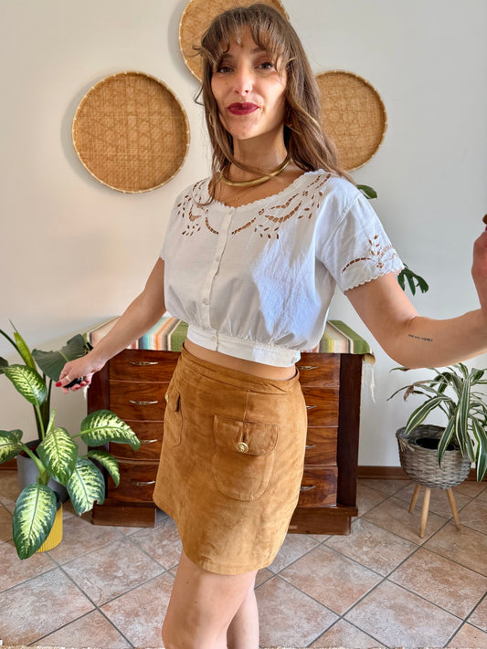 1960’s vintage white linen blouse with floral crochet and embroidered details